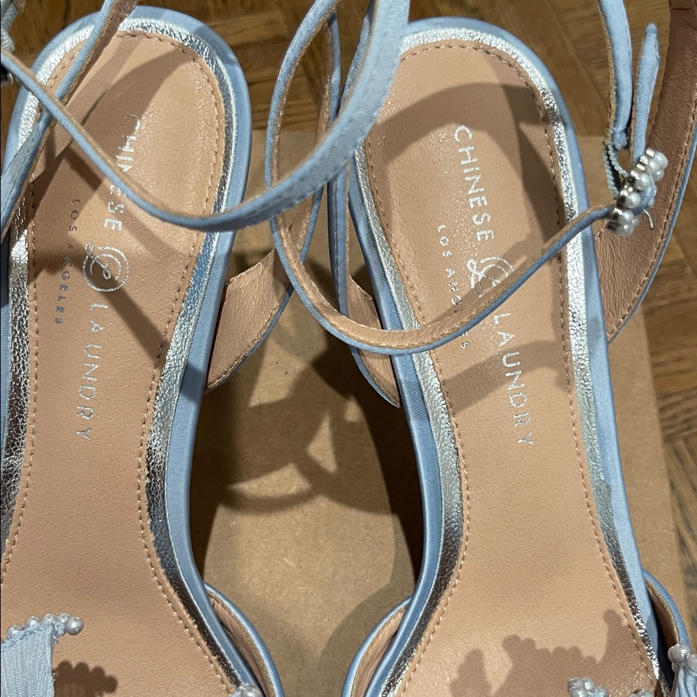 Chinese Laundry Blue Satin Heels with Pearl Embellishments Jovie Sandal Size 11 - Picture 4 of 7